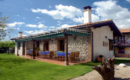 El Canchal De La Gallina - Parking Gratis - Jacuzzi En Privado - Cafeteria - Desayunos - Piscina De Agua Caliente A Partir Del 12 De Abril 2025 Hervás Kültér fotó
