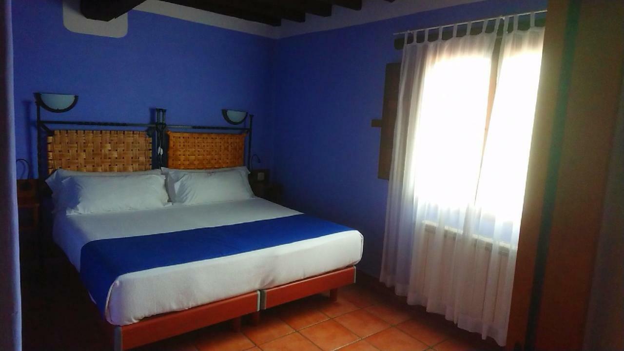 El Canchal De La Gallina - Parking Gratis - Jacuzzi En Privado - Cafeteria - Desayunos - Piscina De Agua Caliente A Partir Del 12 De Abril 2025 Hervás Kültér fotó